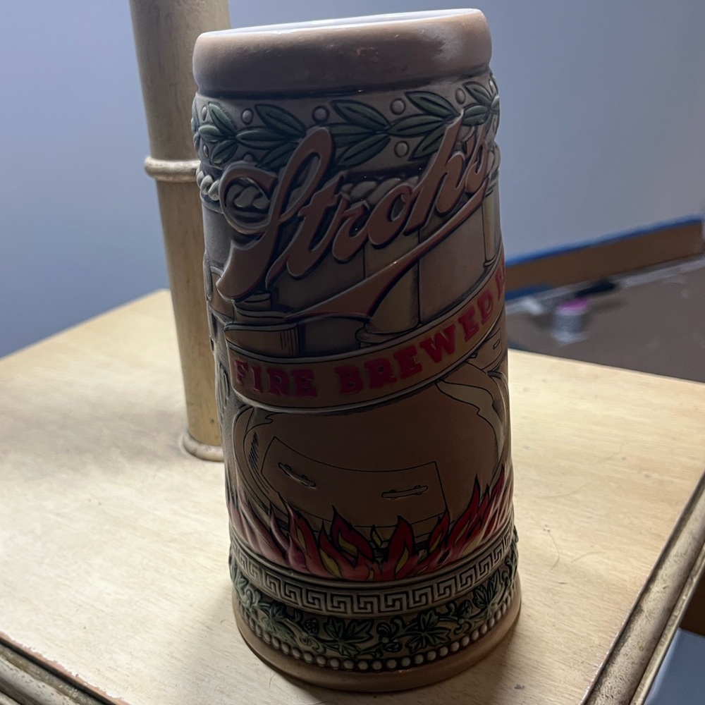 Stroh’s “Fire Brewed” Beer Stein 62575